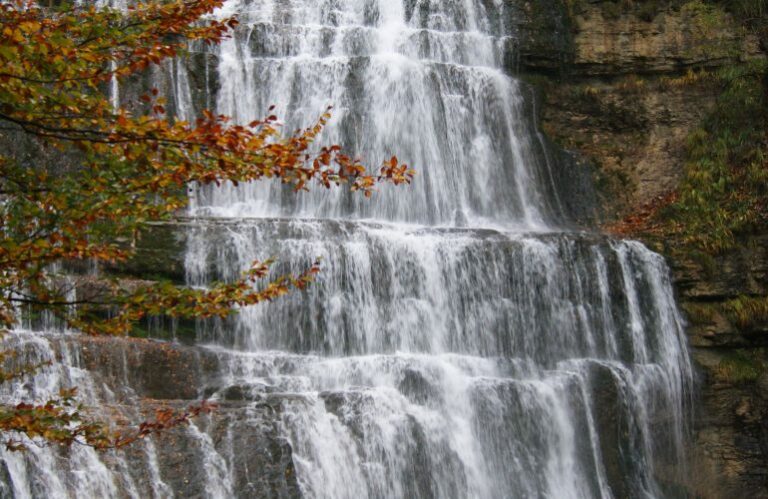 Cascade de l’Éventail aux Cascades du Hérisson dans le Jura